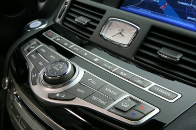 Infiniti M. Комфорт, подаренный природой Infiniti M. Комфорт, подаренный природой