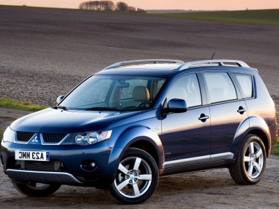 2008 Mitsubishi Outlander XL 3.0 AT - 649 000 руб. 2008 Mitsubishi Outlander XL 3.0 AT - 649 000 руб.