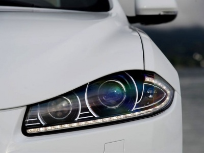 Jaguar XF. Интеллектуальная система головного освещения Jaguar XF. Интеллектуальная система головного освещения