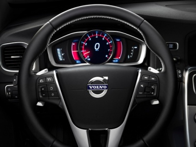 Volvo S60. Графическая панель приборов 8” Volvo S60. Графическая панель приборов 8”