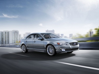 Volvo S80. Адаптивный круиз-контроль (ACC) с функцией Queue Assist Volvo S80. Адаптивный круиз-контроль (ACC) с функцией Queue Assist