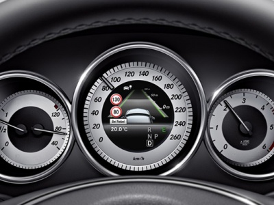 Mercedes-Benz CLS-Класс. Система распознования дорожных знаков Mercedes-Benz CLS-Класс. Система распознования дорожных знаков