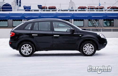 Экстерьер Renault Koleos избавлен от французских дизайнерских "деликатесов", но приверженность марке видна невооруженным взглядом. Фото с сайта carclub.ru. Экстерьер Renault Koleos избавлен от французских дизайнерских "деликатесов", но приверженность марке видна невооруженным взглядом. Фото с сайта carclub.ru.
