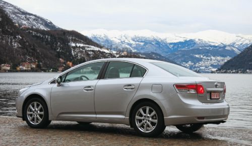 Toyota Avensis. Фото Игоря Кузнецова, 5 колесо.