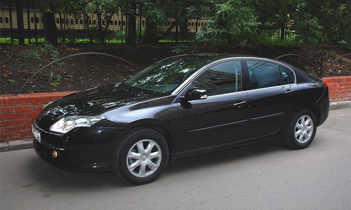Renault Laguna. Фото с сайта autonews.ru. Renault Laguna. Фото с сайта autonews.ru.