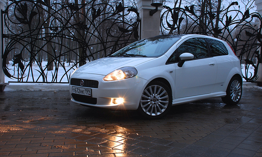 FIAT Grande Punto. Фото с сайта autonews.ru FIAT Grande Punto. Фото с сайта autonews.ru