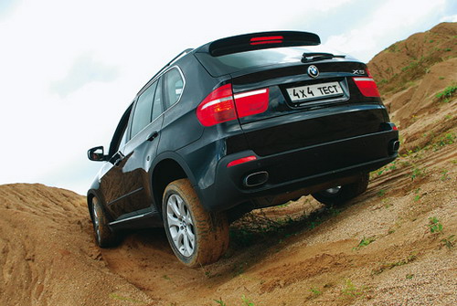 BMW X5. Фото Виктории Ильинской с сайта media.club4x4.ru. BMW X5. Фото Виктории Ильинской с сайта media.club4x4.ru.
