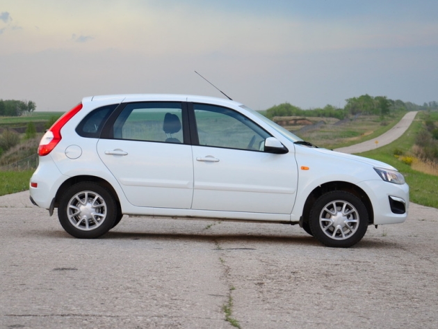 Одна из внешних примет «Калины» второго поколения — новый дизайн <nobr>14-дюймовых</nobr> литых дисков. В списке опций будут и <nobr>15-дюймовые</nobr> легкосплавные диски.